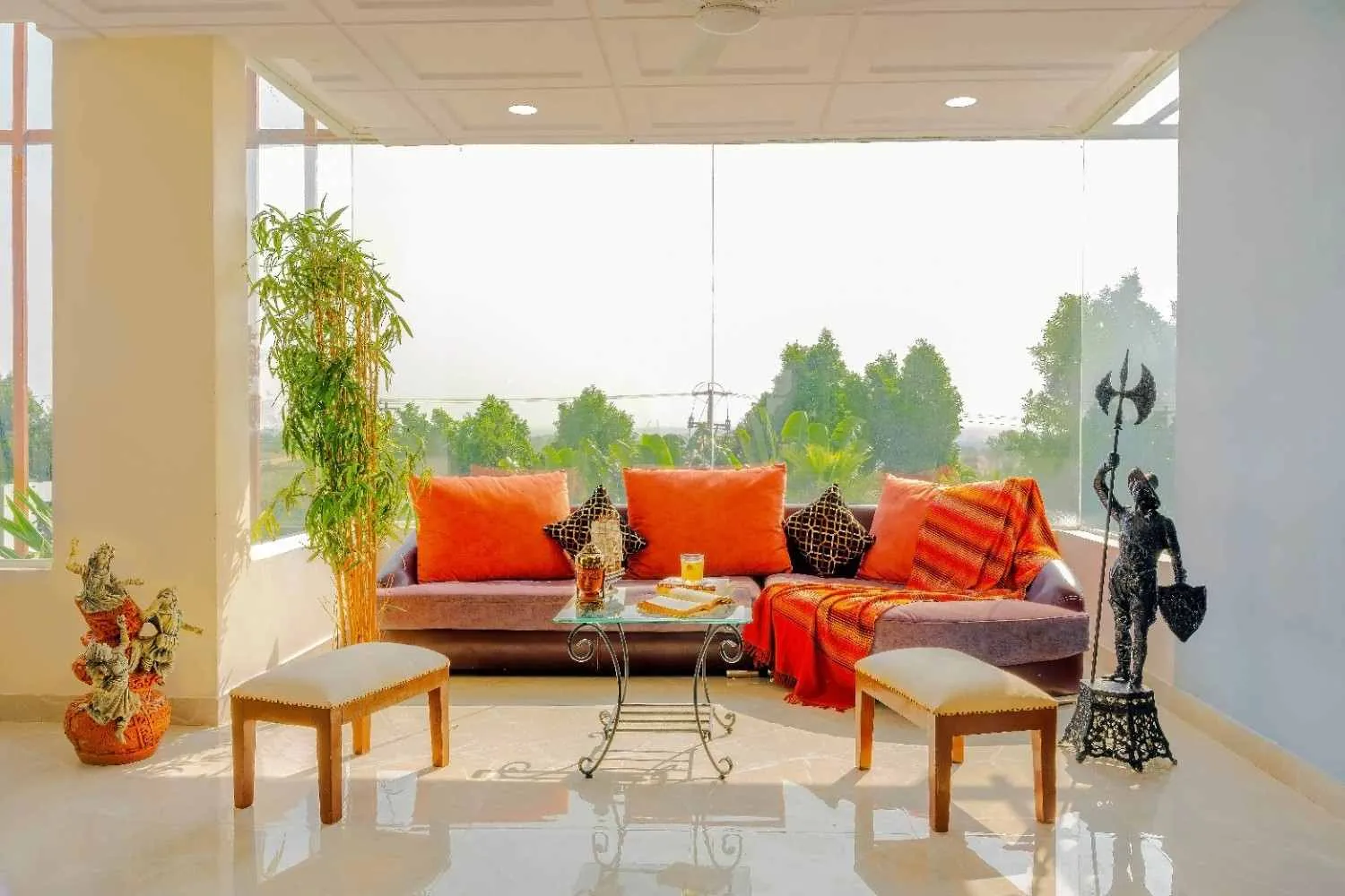 Living Lounge